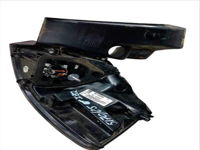 Foto 3ª: Piloto Trasero Izquierdo Peugeot 5008 1.6 THP 165 M45GZW M45GYW M45GYV) (2016)