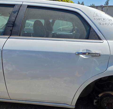 Puerta Trasera Izquierda Chrysler 300 3.0 CRD EXECUTIVE 218CV 160KW