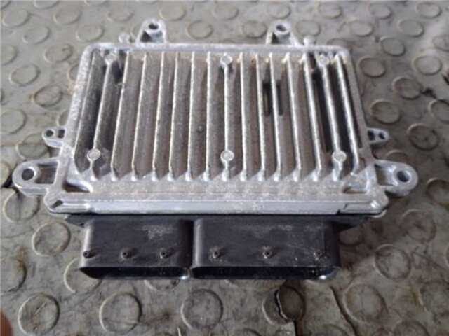 Foto 2ª: Centralita Motor ECU Mercedes Clase B 150 2.0 180 CDI (245.207) [2.0 LTR. - 80 KW CDI CAT] [OM 640.940]