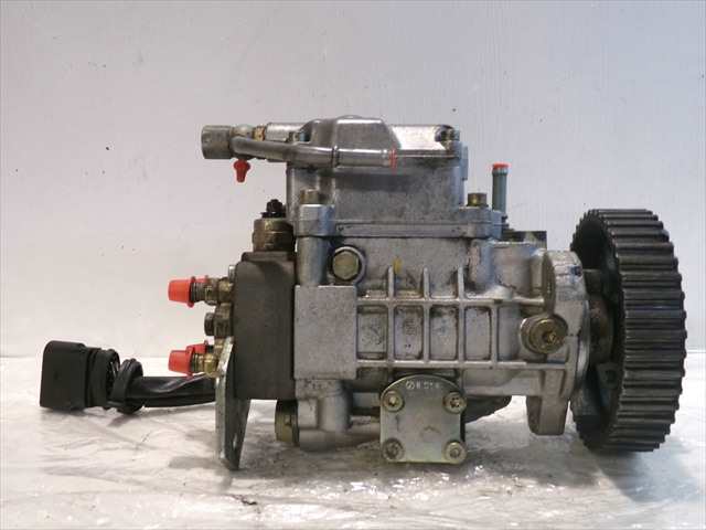 Foto 3ª: Bomba Inyeccion Volkswagen Golf 1.9 TDI SERIE 4,1998-2004 [AHF] (2000)
