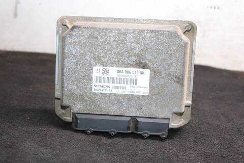 Centralita Motor ECU Volkswagen Golf SOUL 131CV 96KW