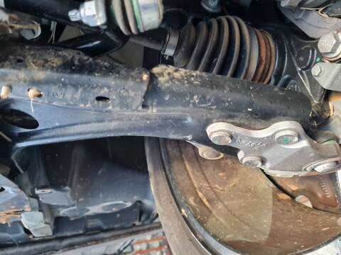 Brazo Suspension Delantero Izquierdo Citroen C5 C-SERIES AIRCROSS 130CV 96KW