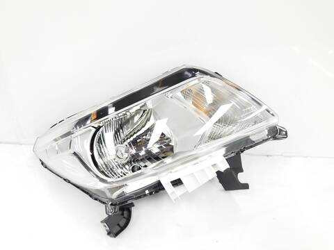 Faro Derecho Nissan Navara VISIA DOUBLE CAB 4X4