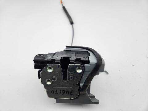 Foto 2ª: Cerradura Puerta Trasera Derecha Hyundai i20 ESSENCE 84CV 62KW [G4LF] (2024)
