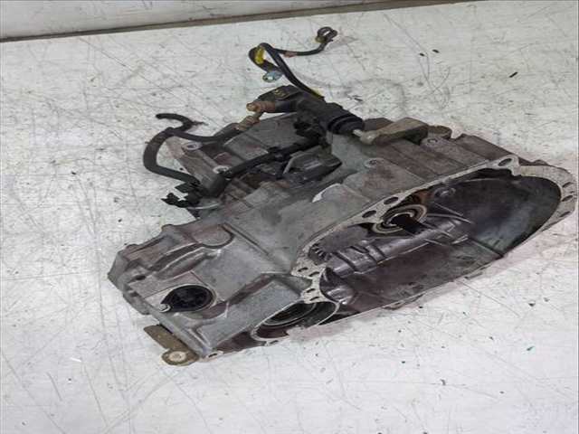 Foto 2ª: Caja Cambios Nissan Primera 1.6 HATCHBACK 109CV 80KW [QG16DE] (2003)