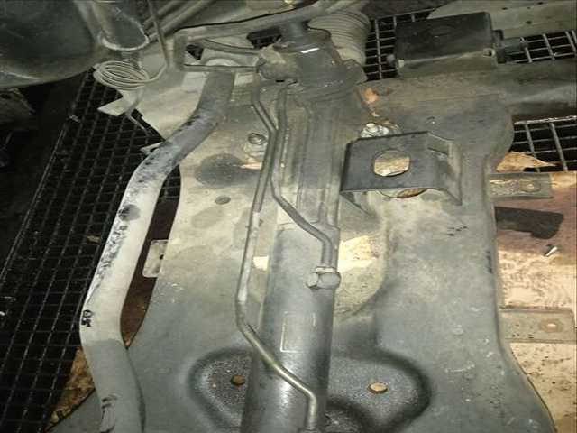 Foto 3ª: Cremallera de Direccion Ssangyong Rodius XDI PREMIUM 163CV 120KW [D27DT] (2010)