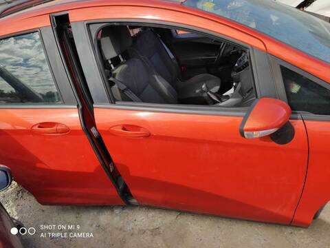 Puerta Delantera Derecha Ford B Max TREND 101CV 74KW