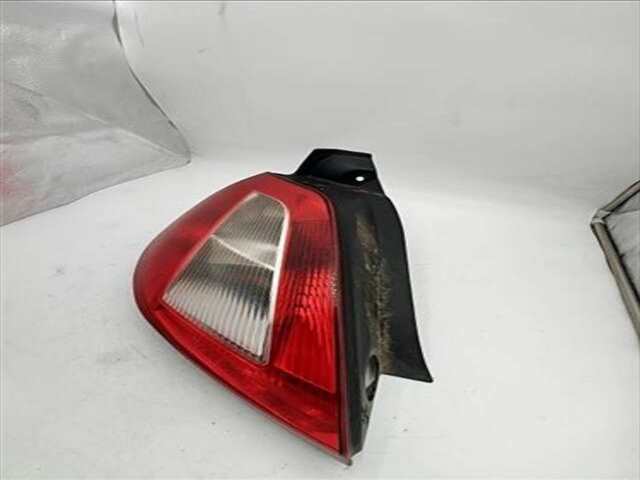 Foto 2ª: Piloto Trasero Izquierdo Renault Megane 1.5 CONFORT EXPRESSION [1.5 LTR. - 74 KW DCI DIESEL] II BERLINA 5P (10.2002-_) [K9K-728]