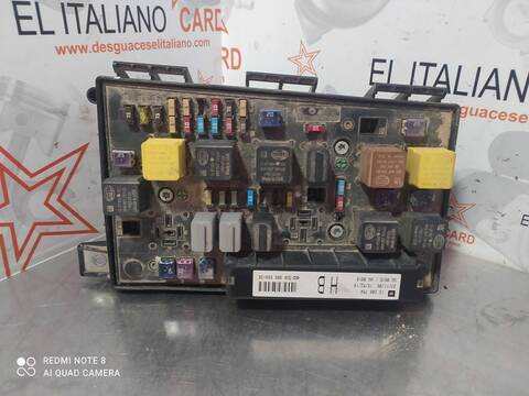 Caja Reles Fusibles Opel Zafira COSMO 120CV 88KW