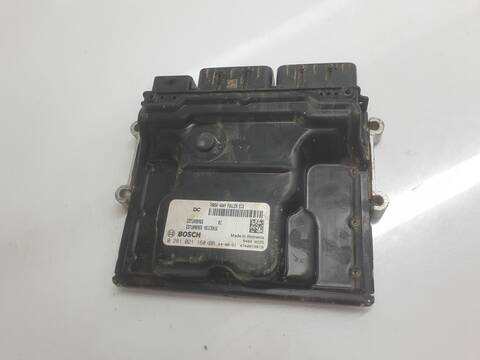 Foto 2ª: Centralita Motor ECU Renault Trafic L1H1 28T (2014)