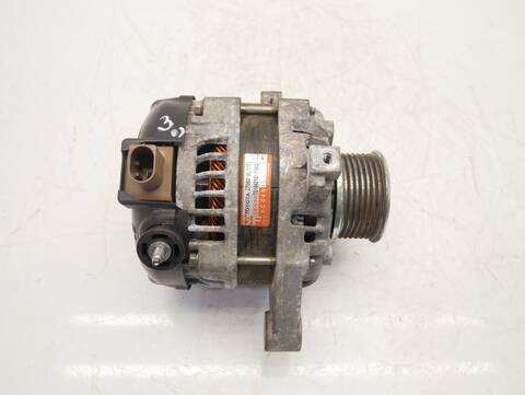 Foto 1ª: Alternador Toyota Hilux 150 - 170 CV [2GD-FTV] (2017)