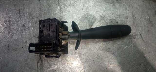Foto 3ª: Mando Multifuncion Renault Master 2.5 L1H1 CAJA CERRADA 3.3 TO [2.5 LTR. - 88 KW DCI DIESEL CAT] [G9UA650]