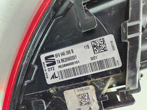 Foto 3ª: Piloto Trasero Derecho Seat Arona 1.0 TSI STYLE [DKLA] (2019)