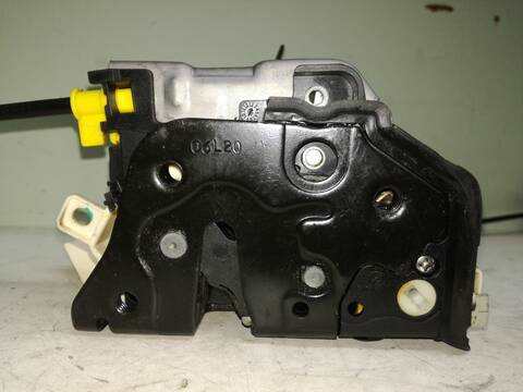 Foto 3ª: Cerradura Puerta Trasera Izquierda Audi A4 CAHA AVANT (2010)