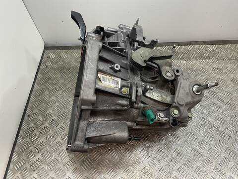 Foto 2ª: Caja Cambios Nissan Qashqai D-K9K EURO 4 (2008)