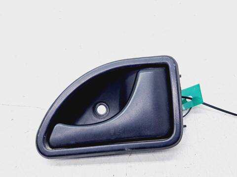 Maneta Interior Delantera Derecha Renault Kangoo AUTHENTIQUE 61CV 45KW