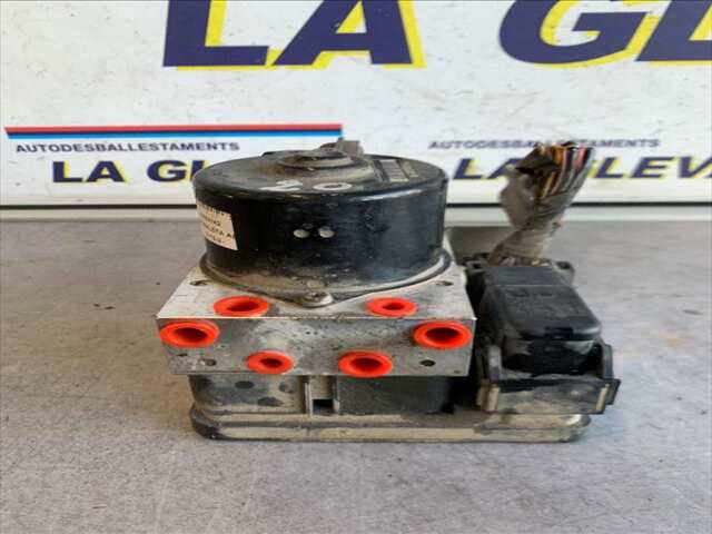 Centralita Abs Volvo S40 2.0 HDI 136CV 0CV