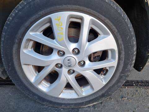 LLanta Chapa Kia Carens BASIC 135CV 99KW