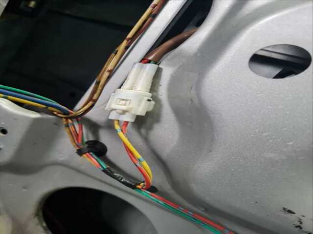 Foto 2ª: Elevalunas Eléctrico Delantero Derecho Suzuki Jimny TECHO METALICO JLX 80CV 59KW [G13BB] (1998)