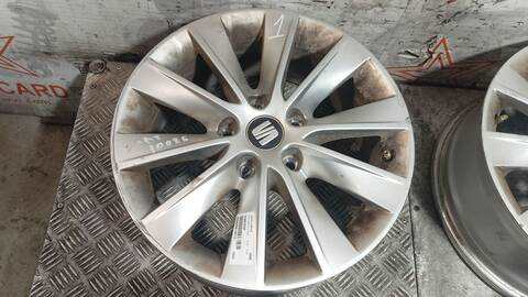 Foto 3ª: Juego LLantas Seat Leon STYLE 130CV 96KW [DACA] (2018)