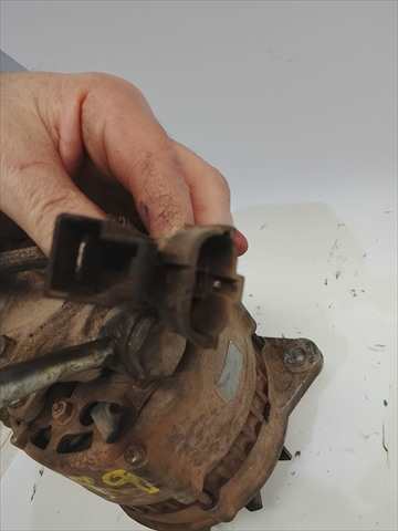 Foto 4ª: Alternador Isuzu Trooper 2.8 D (1996)