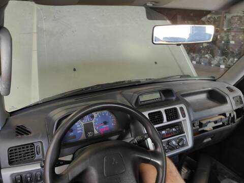 Foto 1ª: Salpicadero Mitsubishi Montero 4G93 (1999)