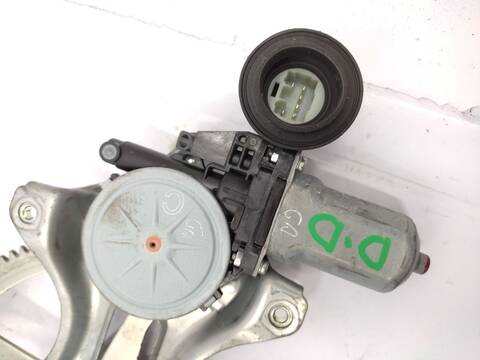 Foto 2ª: Elevalunas Eléctrico Delantero Derecho Toyota Rav4 197CV [2AR] (2017)