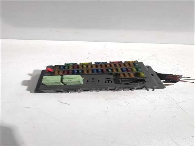 Foto 3ª: Caja Reles Fusibles Mini Mini ONE 90CV [W10 B16 A] (2001)