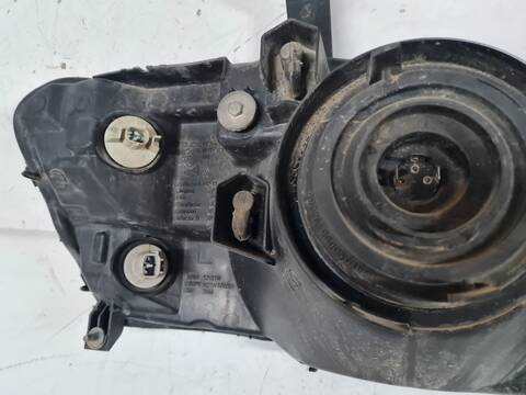 Foto 2ª: Faro Izquierdo Mitsubishi Montero 3.2 DI-D GLS 3-PTAS.) 165CV 121KW [4M41] (2000)
