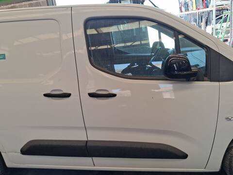 Puerta Delantera Derecha Fiat Doblo BLUEHDI 100 102CV 75KW FURGON