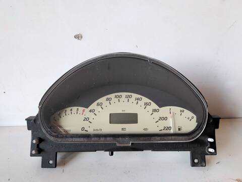 Cuadro de Instrumentos Mercedes Clase A 140 A 220 CDI - D 4MATIC 176.005) 177CV
