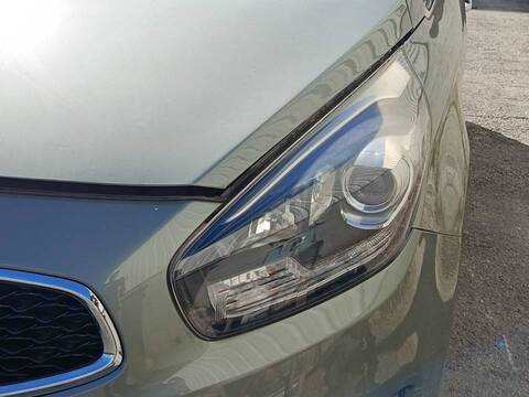 Faro Izquierdo Kia Carens D4FD