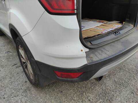 Foto 3ª: Paragolpes Trasero Ford Kuga M8MD (2018)