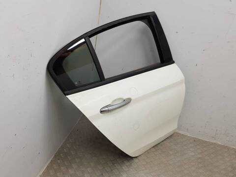Foto 2ª: Puerta Trasera Derecha Fiat Tipo TIPO 2022-)