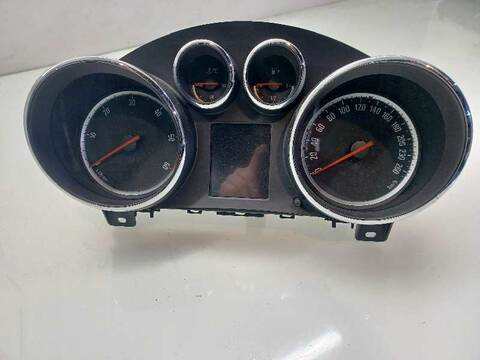 Foto 3ª: Cuadro de Instrumentos Opel Astra ENJOY 110CV 81KW [A17DTR] (2011)