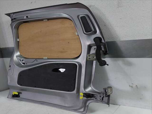 Foto 3ª: Puerta Trasera Izquierda Peugeot Partner YH01 102 CV 75KW [YHT DV5RCF YH01] (2023)
