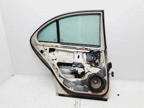 Foto 4ª: Puerta Trasera Izquierda Mercedes Clase E 180 E 220 CDI 211.006) BERLINA 150CV 110KW [646 961] (2003)