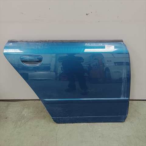 Puerta Trasera Derecha Audi A4 0.1