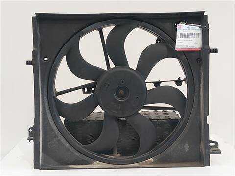 Foto 1ª: Electroventilador Nissan Qashqai 1.6 360 4X4 131CV 96KW [R9M] (2015)
