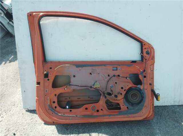 Foto 2ª: Puerta Delantera Izquierda Renault Twingo 1.2 AUTHENTIQUE [1.2 LTR. - 56 KW 16V]