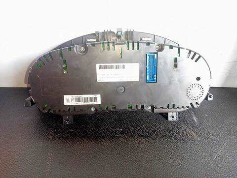 Foto 3ª: Cuadro de Instrumentos Volkswagen Passat EDITION BLUEMOTION 140CV (2010)