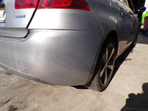 Foto 3ª: Paragolpes Trasero Peugeot 308 BH01 (2015)