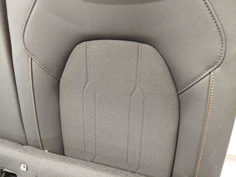 Foto 3ª: Asientos Traseros Cupra Leon 1.5 TSI 150CV 110KW [DXDB] (2024)
