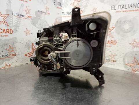 Foto 3ª: Faro Derecho Toyota Avensis 1.8 SOL 129CV 95KW [1ZZFE] (2007)