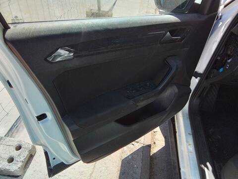 Foto 4ª: Tapizados Cartoneras Volkswagen T-Roc 1.5 16V TSI ACT 150CV 110KW [DPCA] (2020)