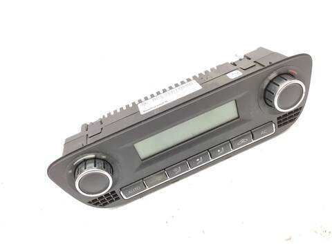 Foto 3ª: Mando Climatizador Volkswagen Polo 1.6 TDI 90CV 66KW [CAYB] (2010)