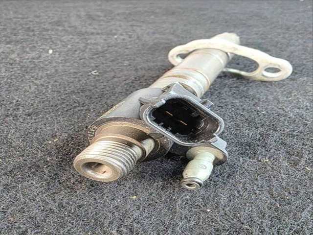 Foto 3ª: Inyectores Volvo S60 2 4 LTR. - 125 KW CAT 2000 170CV