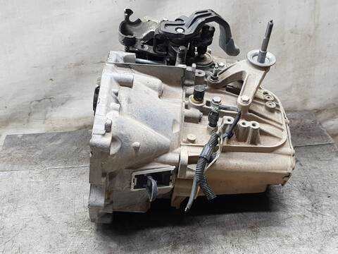 Foto 2ª: Caja Cambios Citroen Jumpy HDI 120 CONFORT L1 FAMILIAR 8 ASIENTOS) [RHK] (2000)