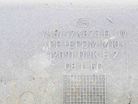 Foto 2ª: Paragolpes Trasero Ford Fiesta BASICO BERLINA 60CV 44KW [RTJ] (1999)