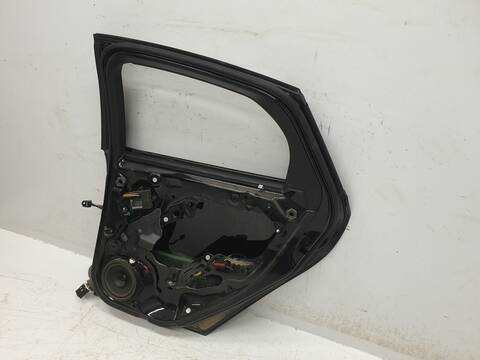 Foto 2ª: Puerta Trasera Derecha Ford Focus TREND (2014)